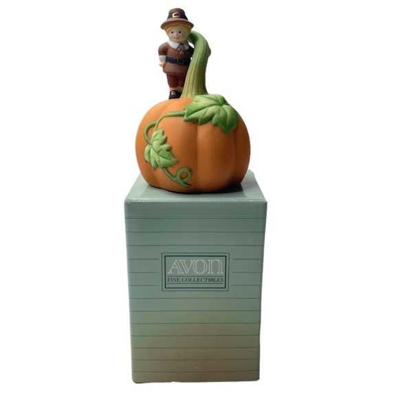 Vintage Avon 1990 Giving Thanks Porcelain Bell - Picture 3 of 6